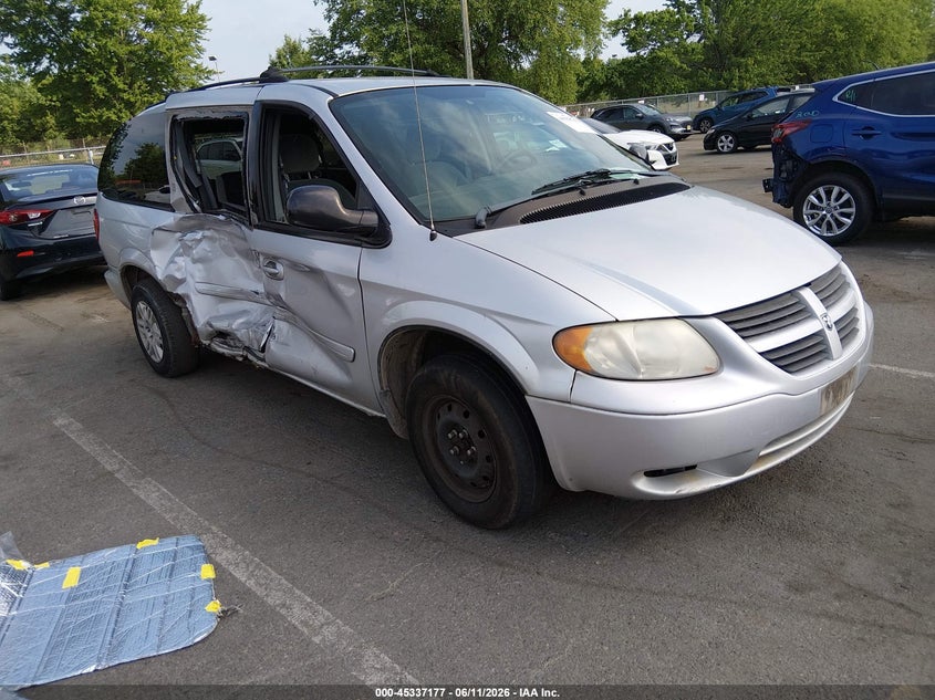2005 DODGE GRAND CARAVAN auction photo 1