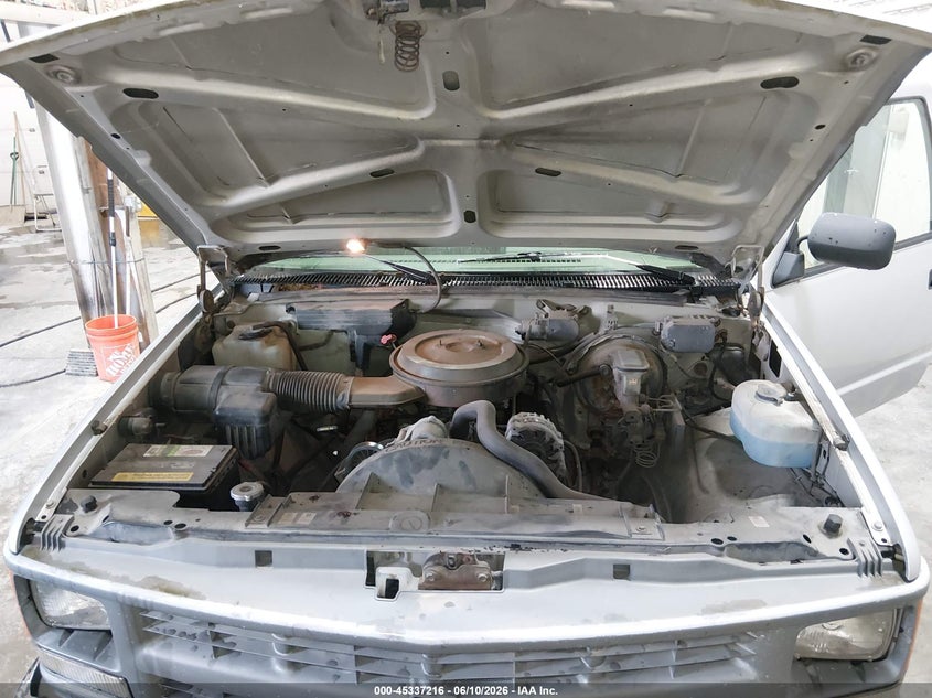 1994 Chevrolet Gmt-400 K2500 VIN: 2GCFK29H0R1229823 Lot: 45337216