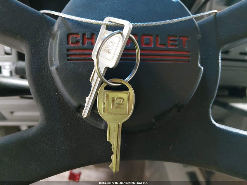 1994 Chevrolet Gmt-400 K2500 VIN: 2GCFK29H0R1229823 Lot: 45337216