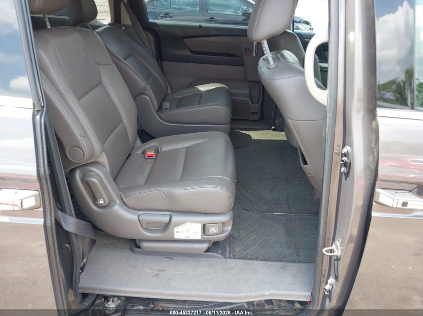 2017 HONDA ODYSSEY auction photo 8