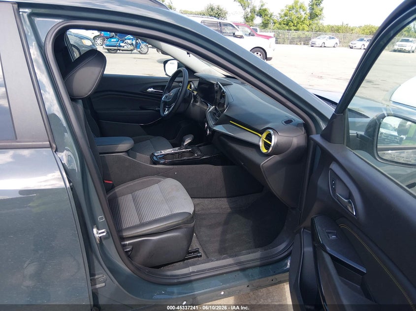 2025 CHEVROLET TRAX auction photo 5