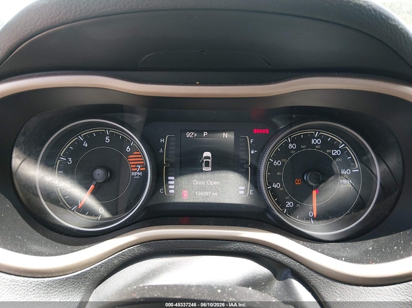 2018 JEEP CHEROKEE auction photo 7