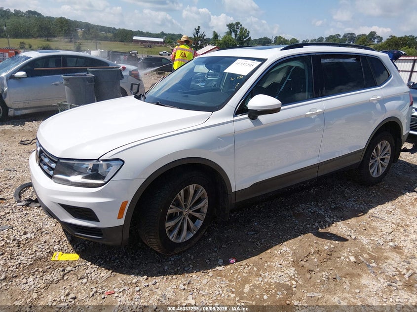 2019 Volkswagen Tiguan 2.0t Se/2.0t Sel/2.0t Sel R-Line/2.0t Sel R-Line Black 3VV2B7AX3KM139676 photo 1