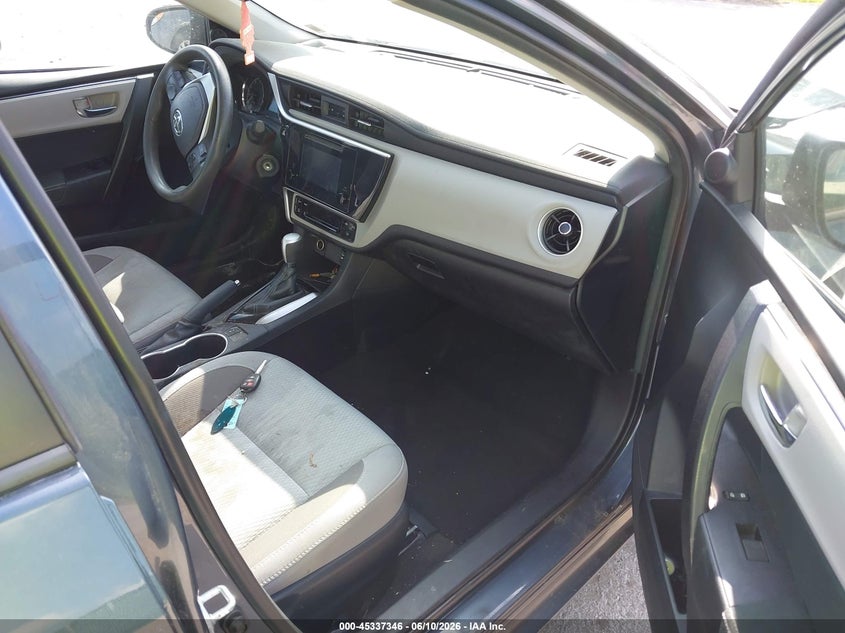 2018 TOYOTA COROLLA auction photo 5