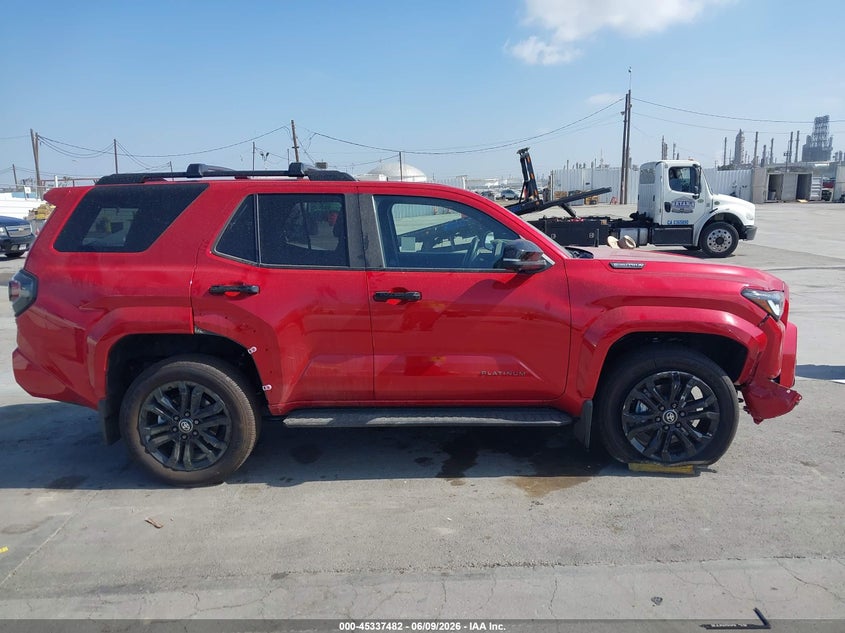 TOYOTA 4RUNNER HYBRID - zdjęcie 13