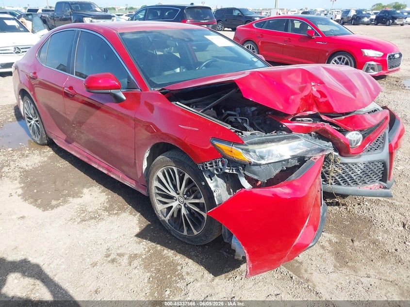 2019 TOYOTA CAMRY SE