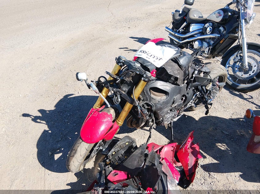 2022 HONDA CBR1000 auction photo 2