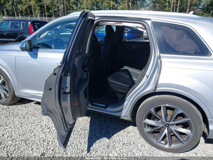 2022 Audi Sq7 Prestige Tfsi Quattro Tiptronic VIN: WA1VWBF78ND000035 Lot: 45337592