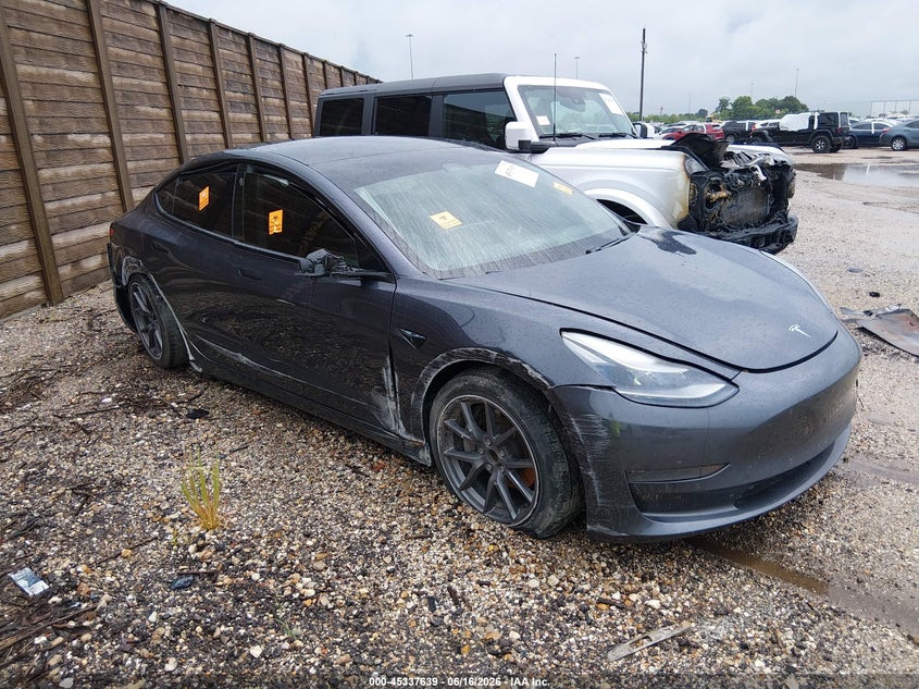 2021 Tesla Model 3 Standard Range Plus Rear-Wheel Drive