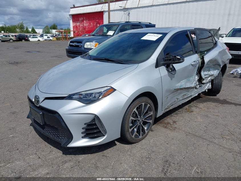 2017 TOYOTA COROLLA auction photo 2