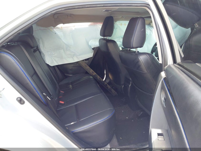 2017 TOYOTA COROLLA auction photo 8