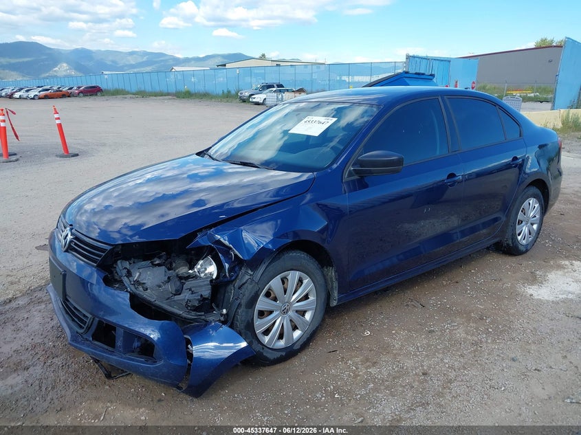 2013 VOLKSWAGEN JETTA auction photo 2