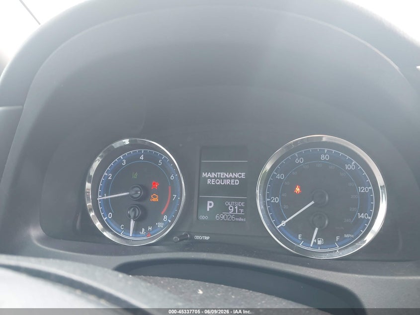 2019 TOYOTA COROLLA auction photo 7