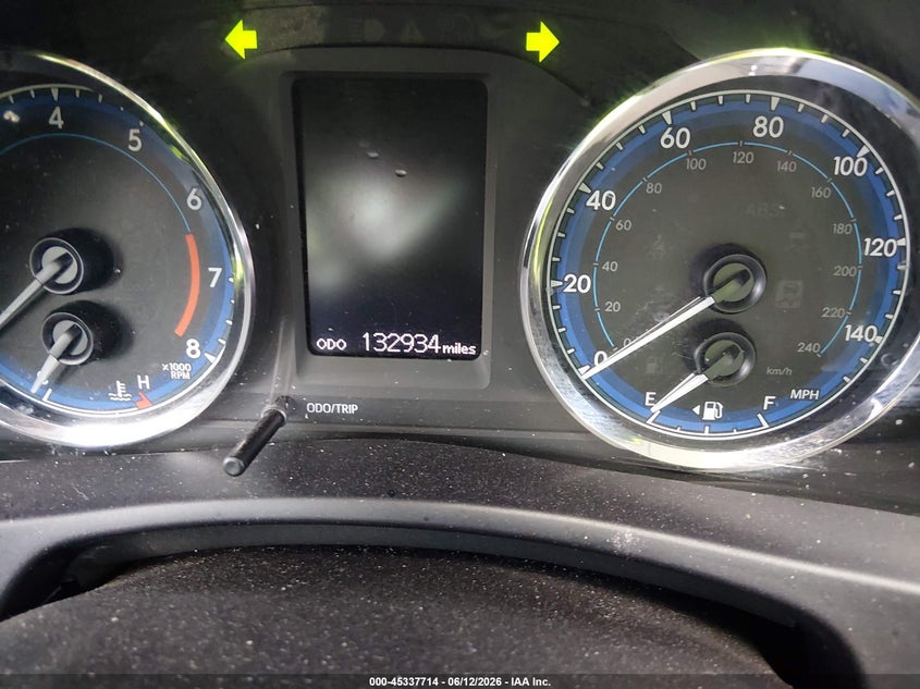 2019 TOYOTA COROLLA auction photo 7