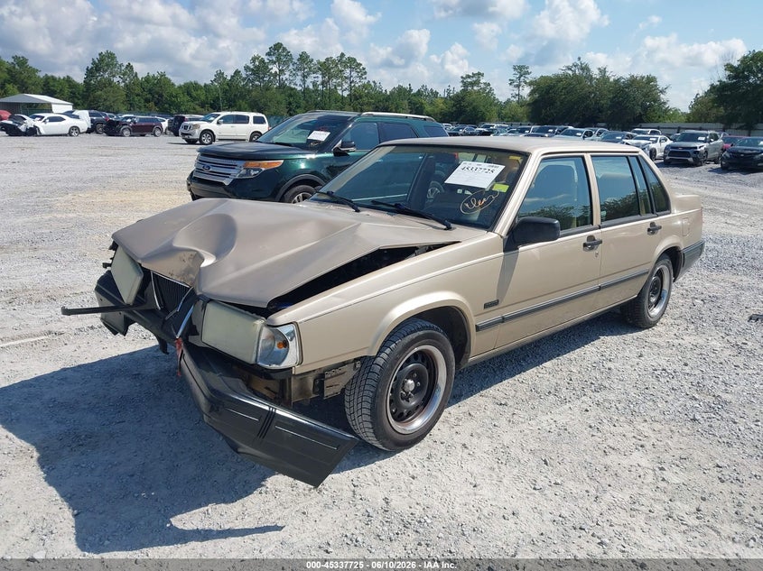 1993 VOLVO 940 auction photo 2