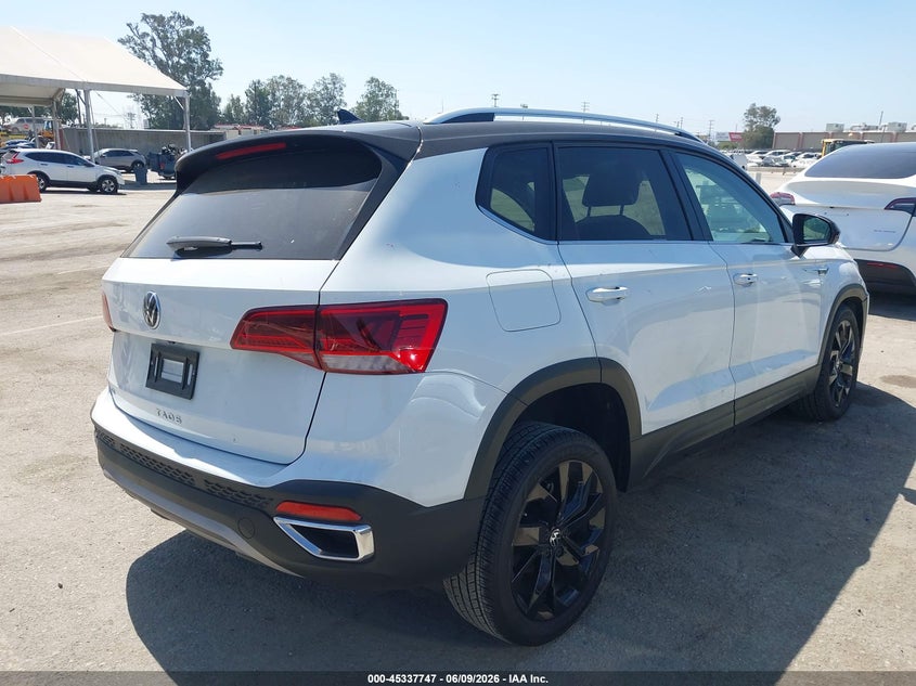 2024 VOLKSWAGEN TAOS auction photo 4