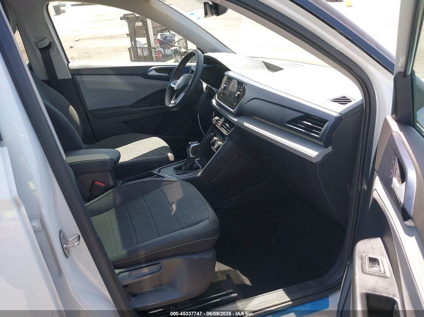 2024 VOLKSWAGEN TAOS auction photo 5