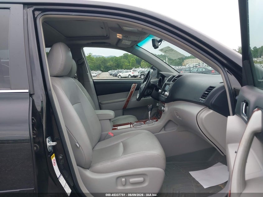 AtlanticExpress - Toyota Highlander