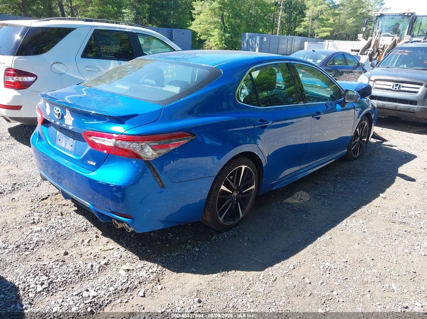 2018 TOYOTA CAMRY auction photo 4