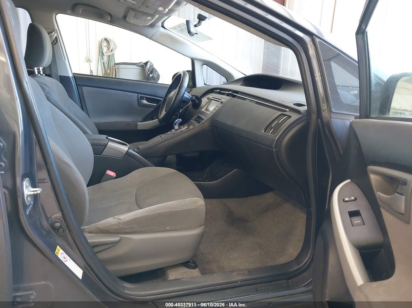 2012 TOYOTA PRIUS HATCHBACK 1.8L I-4 DOHC, VVT, 98HP