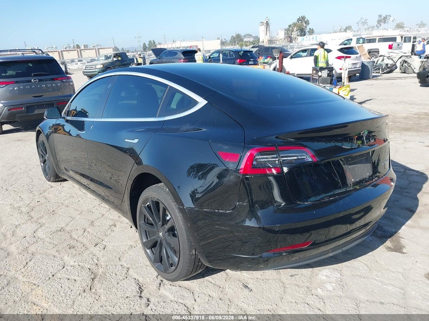 Vin: 5yj3e1eb7jf182734, lot: 45835854, tesla model 3 long range/performance 20183