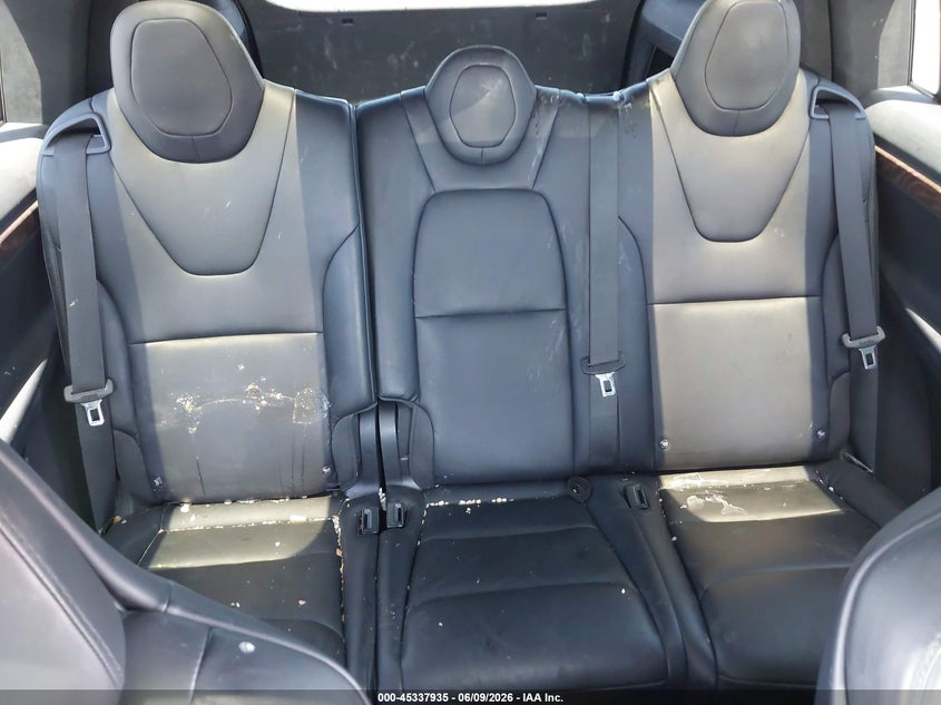 2018 Tesla Model X 100D/75D/P100D VIN: 5YJXCDE21JF128659 Lot: 45337935