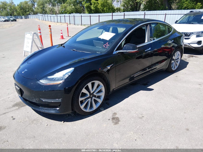 2019 TESLA MODEL 3 auction photo 2