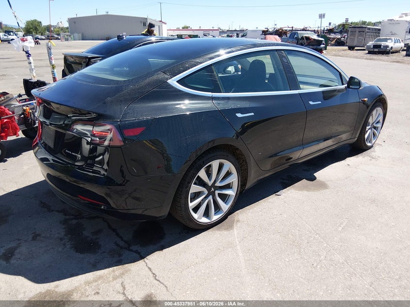 2019 TESLA MODEL 3 auction photo 4