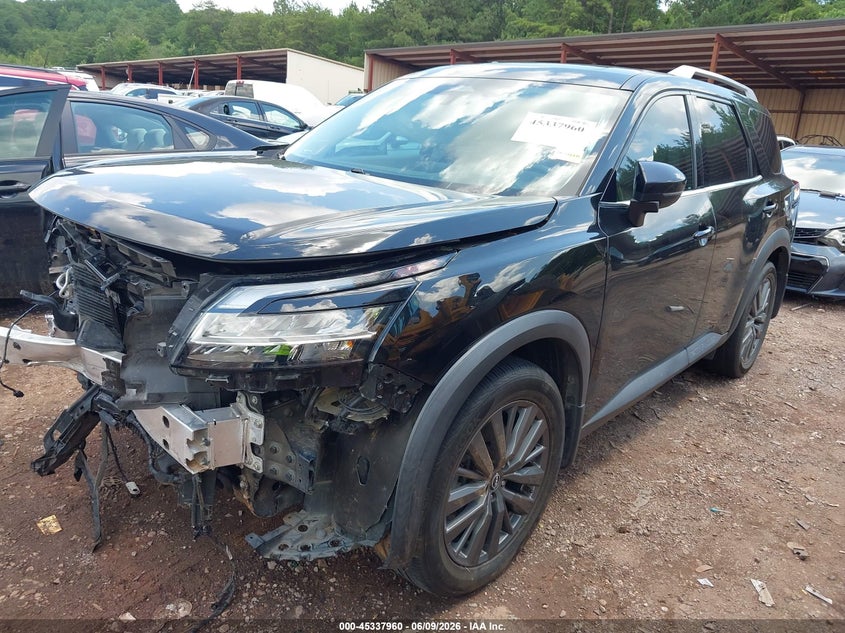 2022 NISSAN PATHFINDER auction photo 2