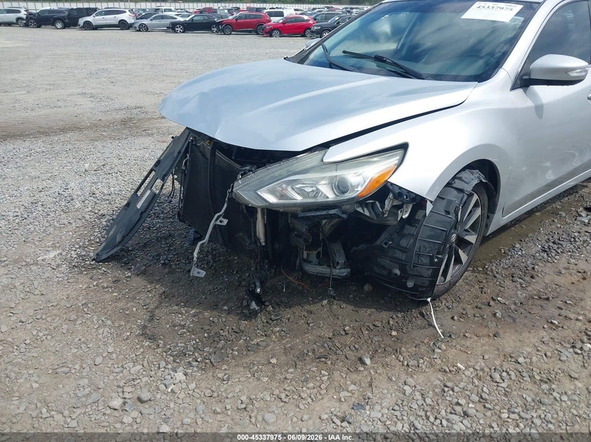 2018 NISSAN ALTIMA auction photo 6