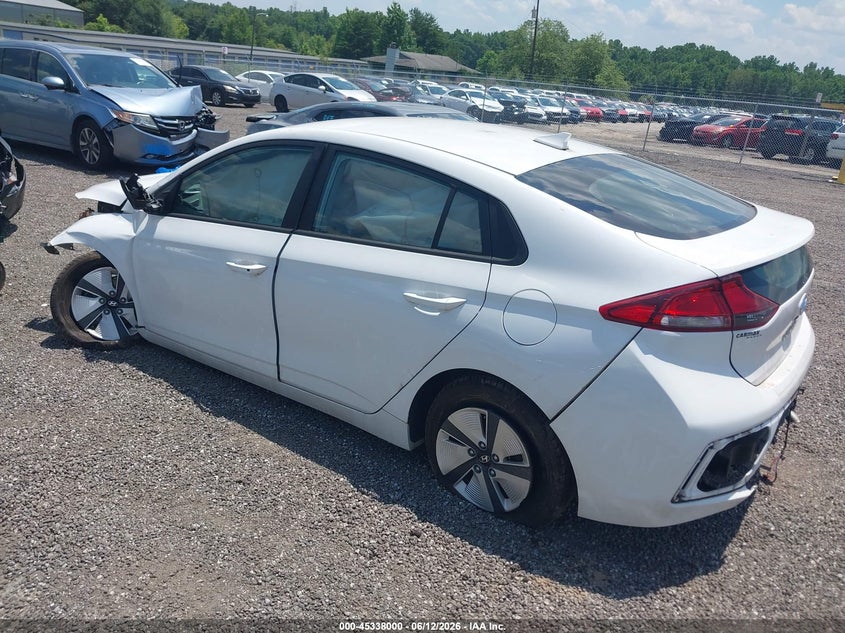 2021 HYUNDAI IONIQ HYBRID auction photo 3