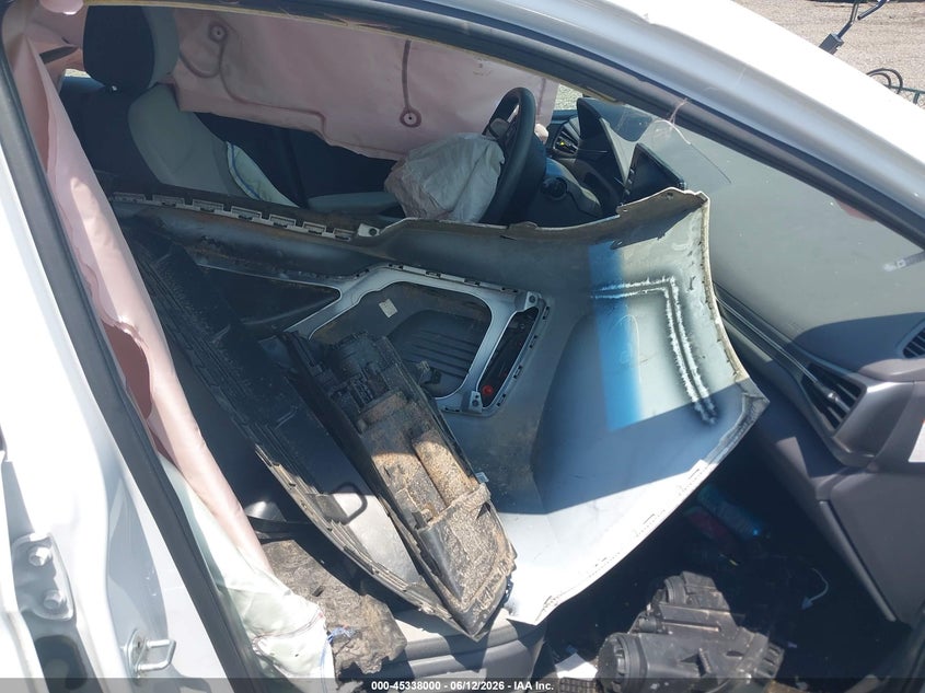 2021 HYUNDAI IONIQ HYBRID auction photo 5