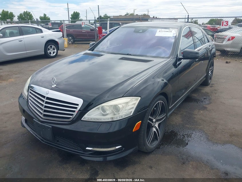 2010 MERCEDES-BENZ S 550 auction photo 2