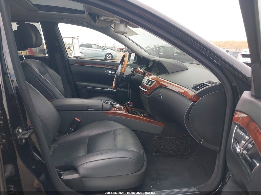 2010 MERCEDES-BENZ S 550 auction photo 5