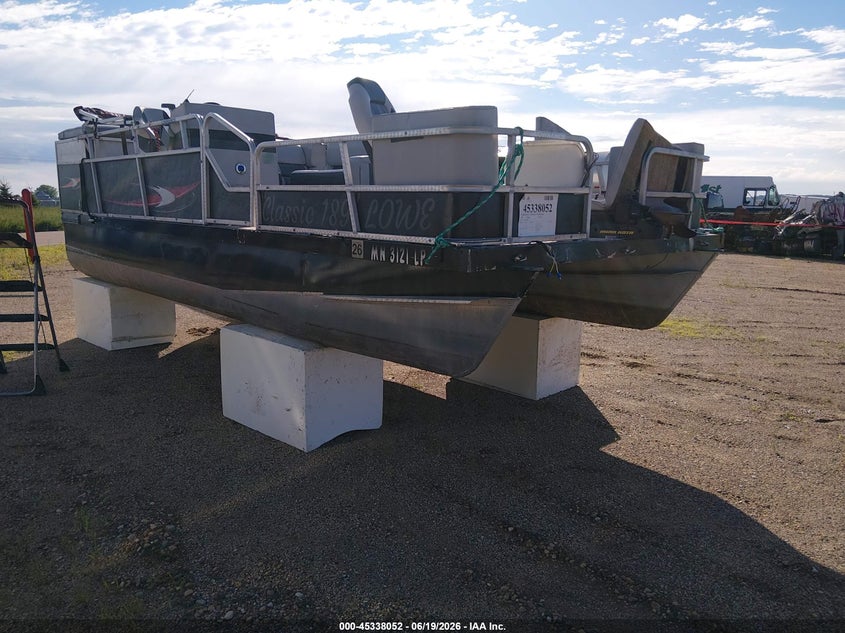 1989 LOWE PONTOON auction photo 1