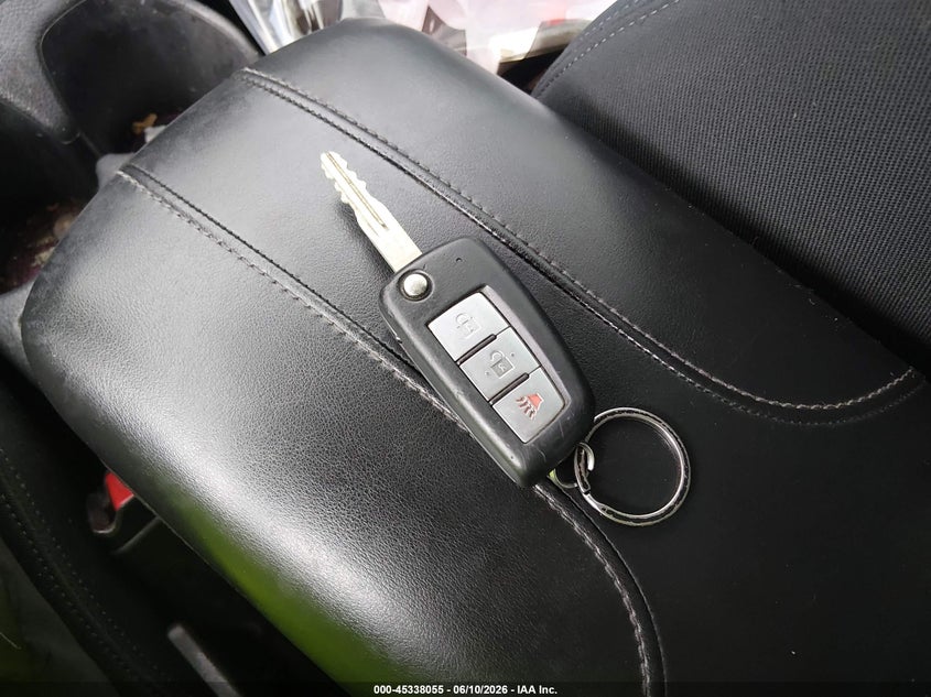 VIN 5N1AT2MT3JC709710 2018 NISSAN ROGUE S