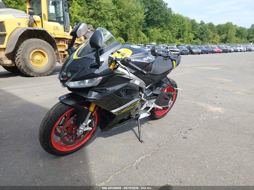 2026 APRILIA RS auction photo 2