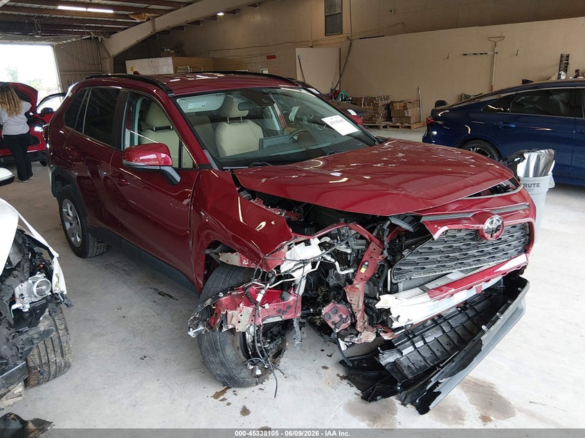 Vin: 2t3k1rfv2kw055383, lot: 45836042, toyota rav4 le 2019 img_1