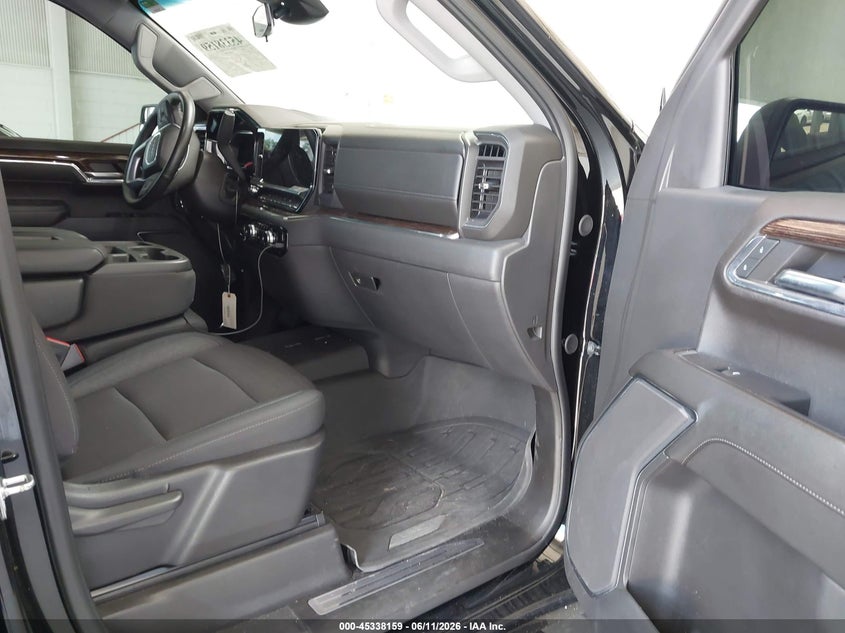 2024 GMC SIERRA 1500 auction photo 5
