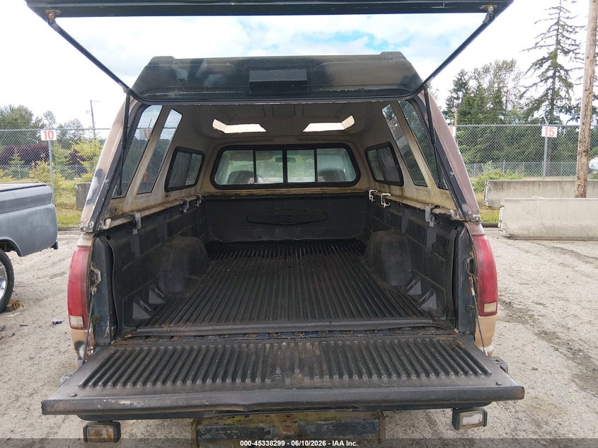 1996 Chevrolet Gmt-400 K1500 VIN: 1GCEK14RXTZ137154 Lot: 45338299