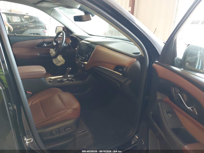 2018 CHEVROLET TRAVERSE auction photo 5
