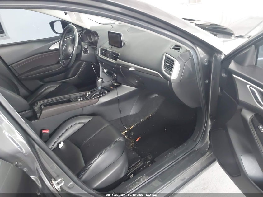 2018 MAZDA MAZDA3 auction photo 5