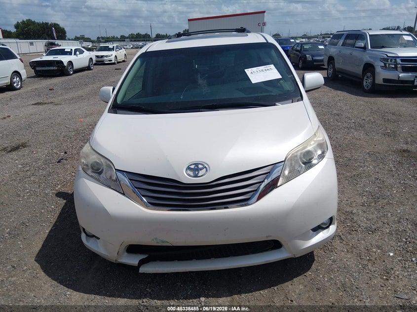 2017 TOYOTA SIENNA VAN 3.5L V-6 DI, DOHC, VVT, 296HP