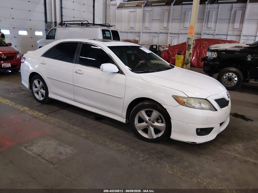 2010 TOYOTA CAMRY auction photo 1