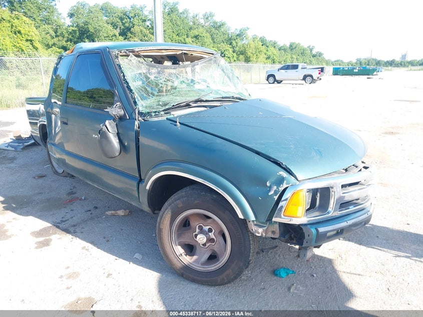 1996 CHEVROLET S TRUCK S10