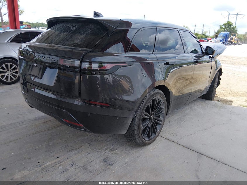 AtlanticExpress - Land Rover Range Rover Velar