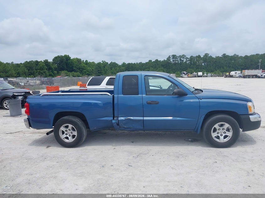 2005 Dodge Dakota Slt VIN: 1D7HE42K75S180539 Lot: 45338767