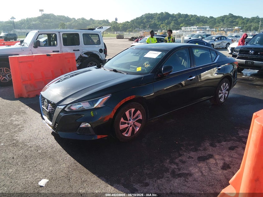 AtlanticExpress - Nissan Altima