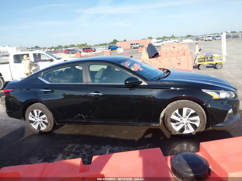 AtlanticExpress - Nissan Altima