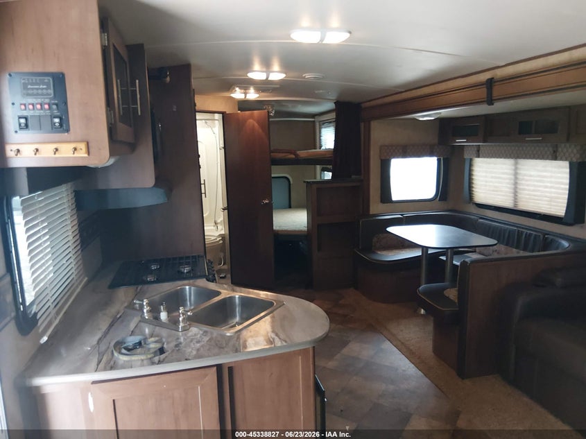 2014 AEROLITE 282DBHS auction photo 5